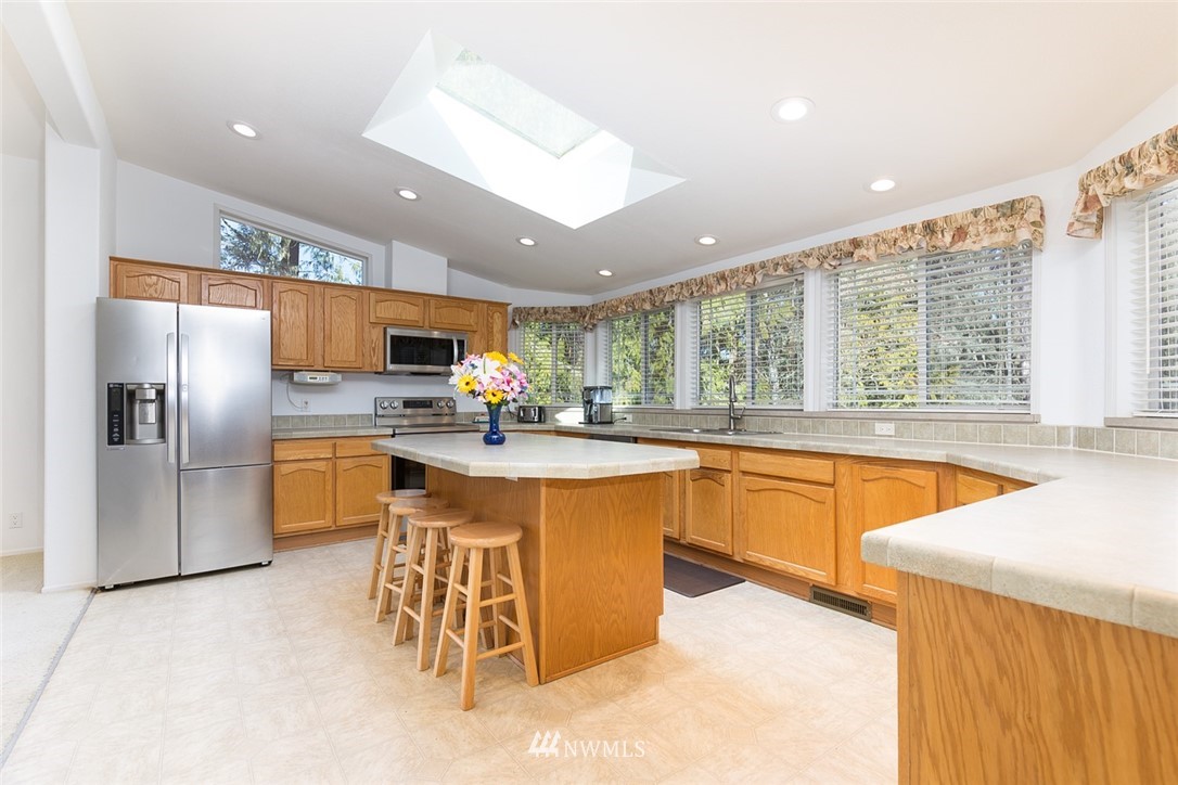 121 Gellor Road Port Angeles, WA 98362 - Photo 11 of 40 Gallery Image 11