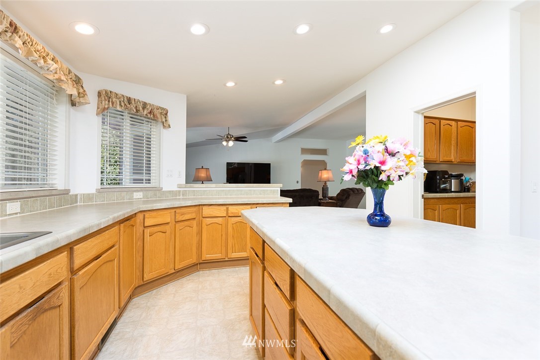 121 Gellor Road Port Angeles, WA 98362 - Photo 13 of 40 Gallery Image 13