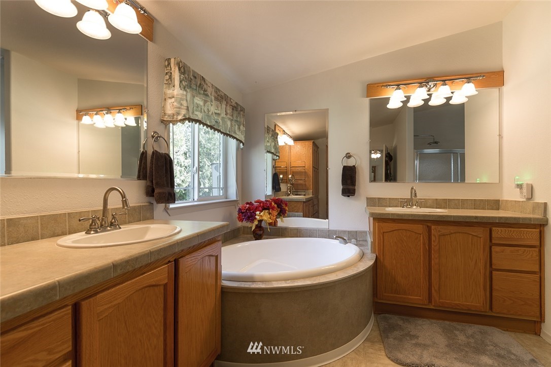 121 Gellor Road Port Angeles, WA 98362 - Photo 23 of 40 Gallery Image 23