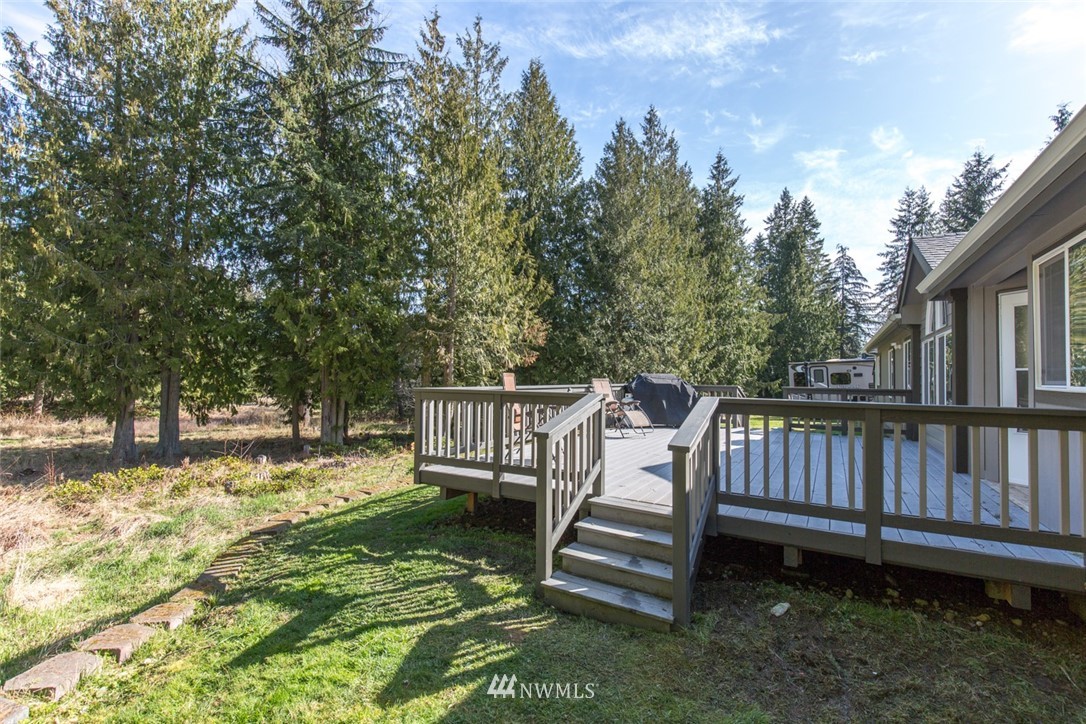 121 Gellor Road Port Angeles, WA 98362 - Photo 10 of 40 Gallery Image 10