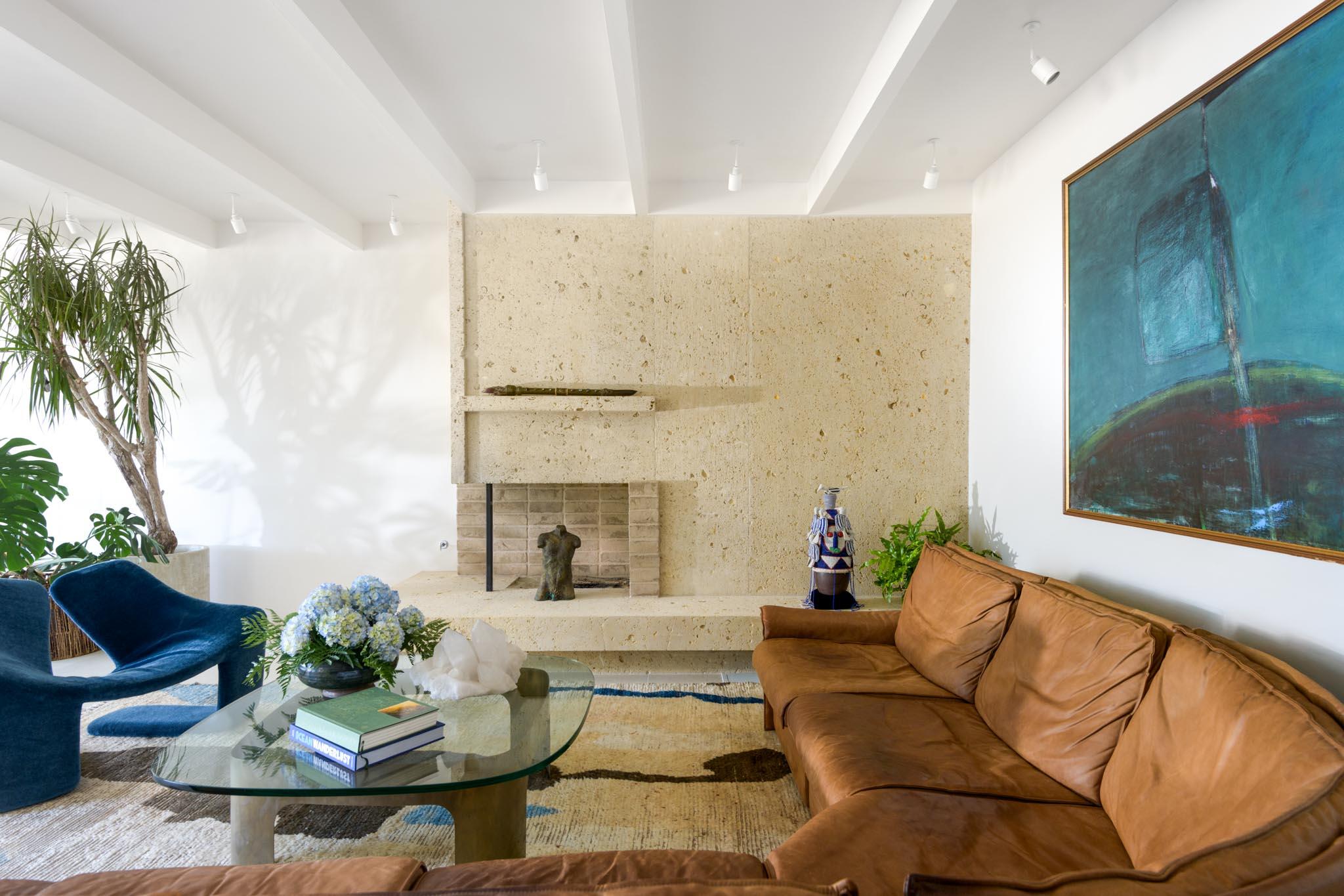 3519 Padaro Lane Carpinteria, CA 93013 - Photo 11 of 32 Living Room