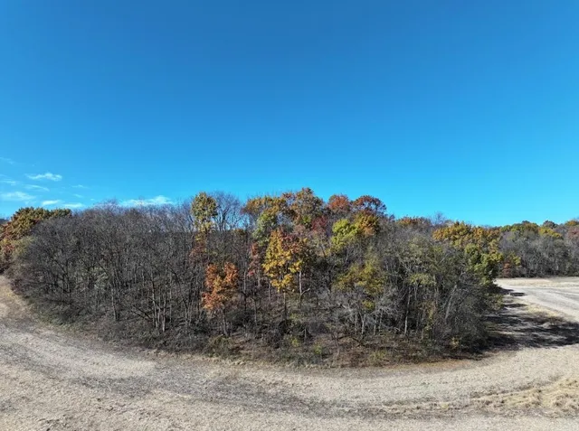 $390,000 | 11.5 M/l Acres Primrose Centre, Belleville, WI 53508