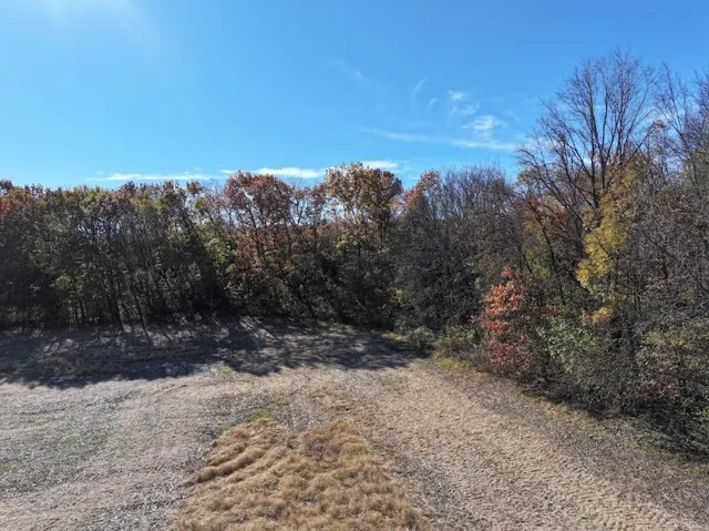$390,000 | 11.5 M/l Acres Primrose Centre, Belleville, WI 53508