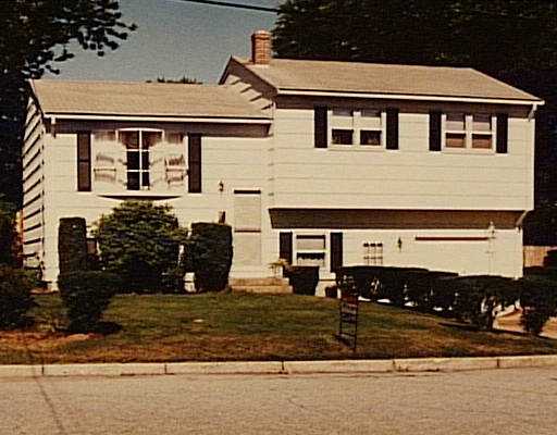 106 Kerri Lyn Road Warwick, RI 02889 - Photo 1 of 1 Exterior Front.