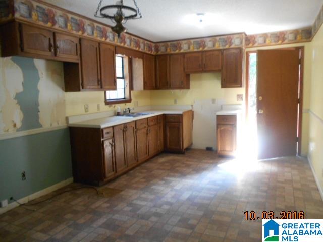 97 Boardwalk Way Jasper, AL 35504 - Photo 6 of 9