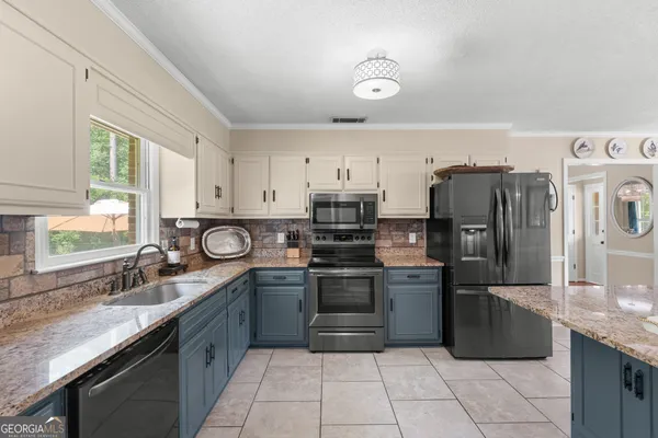 $369,900 | 116 Evergreen Drive, Statesboro, GA 30458