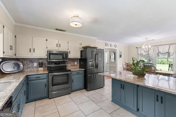 $369,900 | 116 Evergreen Drive, Statesboro, GA 30458