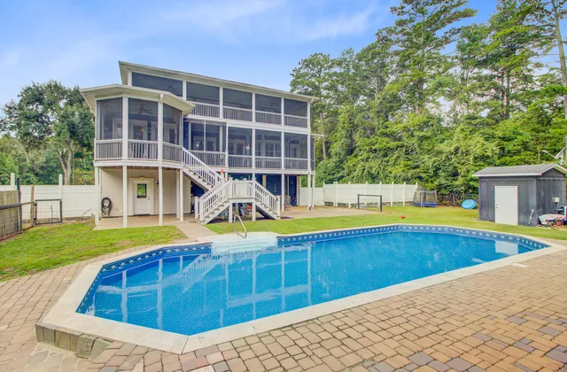 $1,575,000 | 323 Dogwood Ridge Road, Summerville, SC 29485