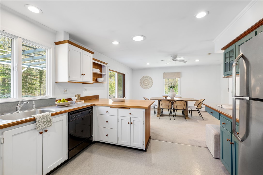 60 Quicksand Pond Road Little Compton, RI 02837 - Photo 12 of 22