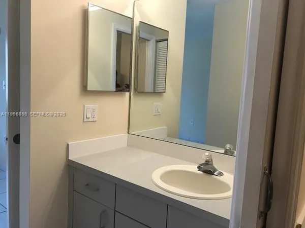 $3,200 | 19712 Northwest 82nd Place, Hialeah, FL 33015