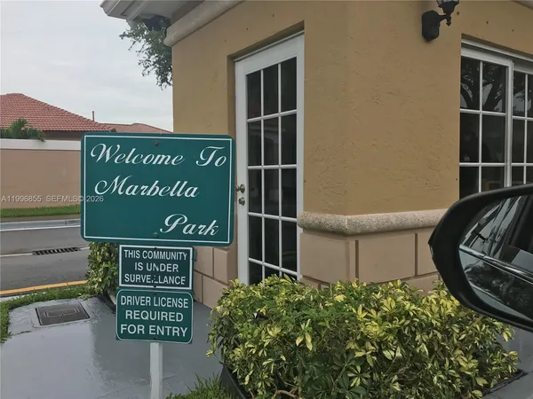 $3,200 | 19712 Northwest 82nd Place, Hialeah, FL 33015