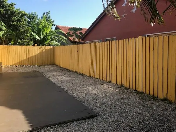 $3,200 | 19712 Northwest 82nd Place, Hialeah, FL 33015