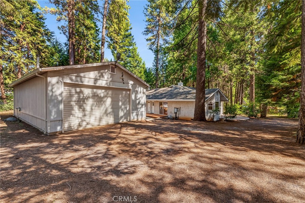 6463 Hollywood Road Magalia, CA 95954 - Photo 22 of 64 Oversized Garage/Shop