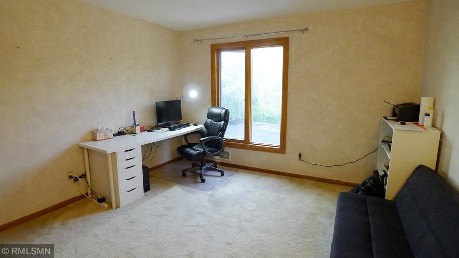 10338 Berkshire Road Bloomington, MN 55437 - Photo 9 of 25 Gallery Image 9