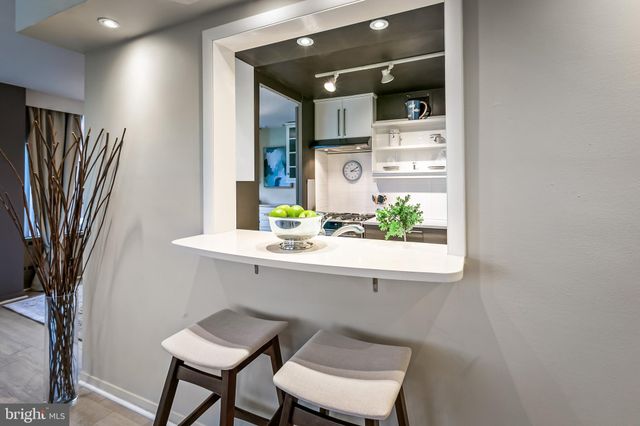 $225,000 | 4000 North Charles Street, Unit 401, Baltimore, MD 21218