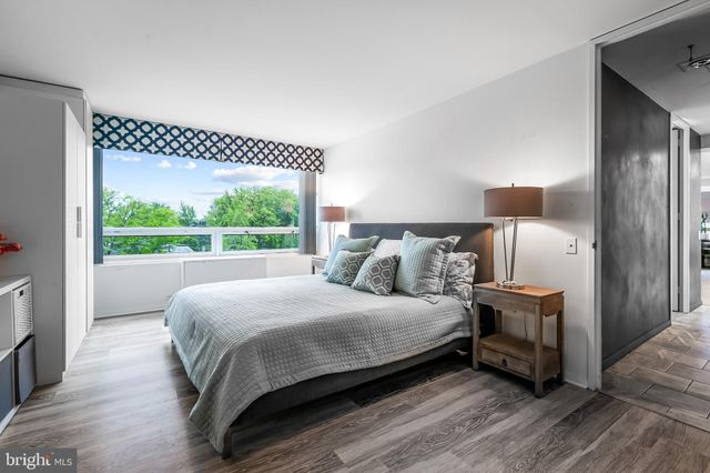 $225,000 | 4000 North Charles Street, Unit 401, Baltimore, MD 21218