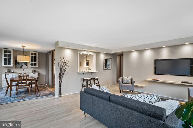 $225,000 | 4000 North Charles Street, Unit 401, Baltimore, MD 21218