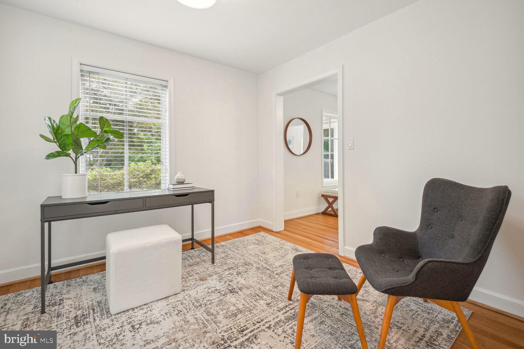 4918 Redford Road Bethesda, MD 20816 - Photo 15 of 32