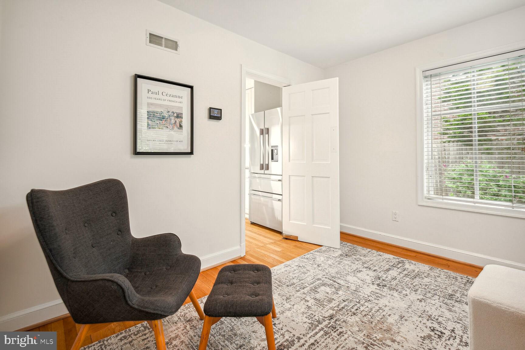 4918 Redford Road Bethesda, MD 20816 - Photo 16 of 32