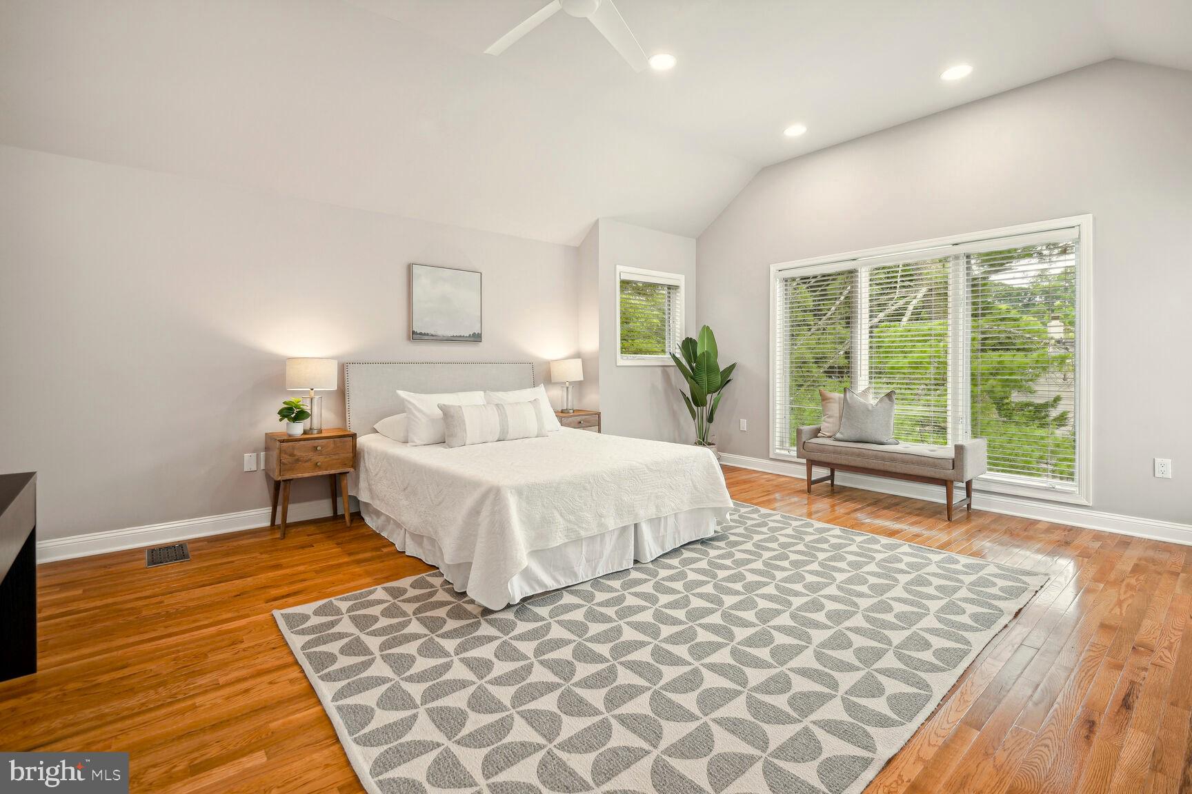 4918 Redford Road Bethesda, MD 20816 - Photo 20 of 32