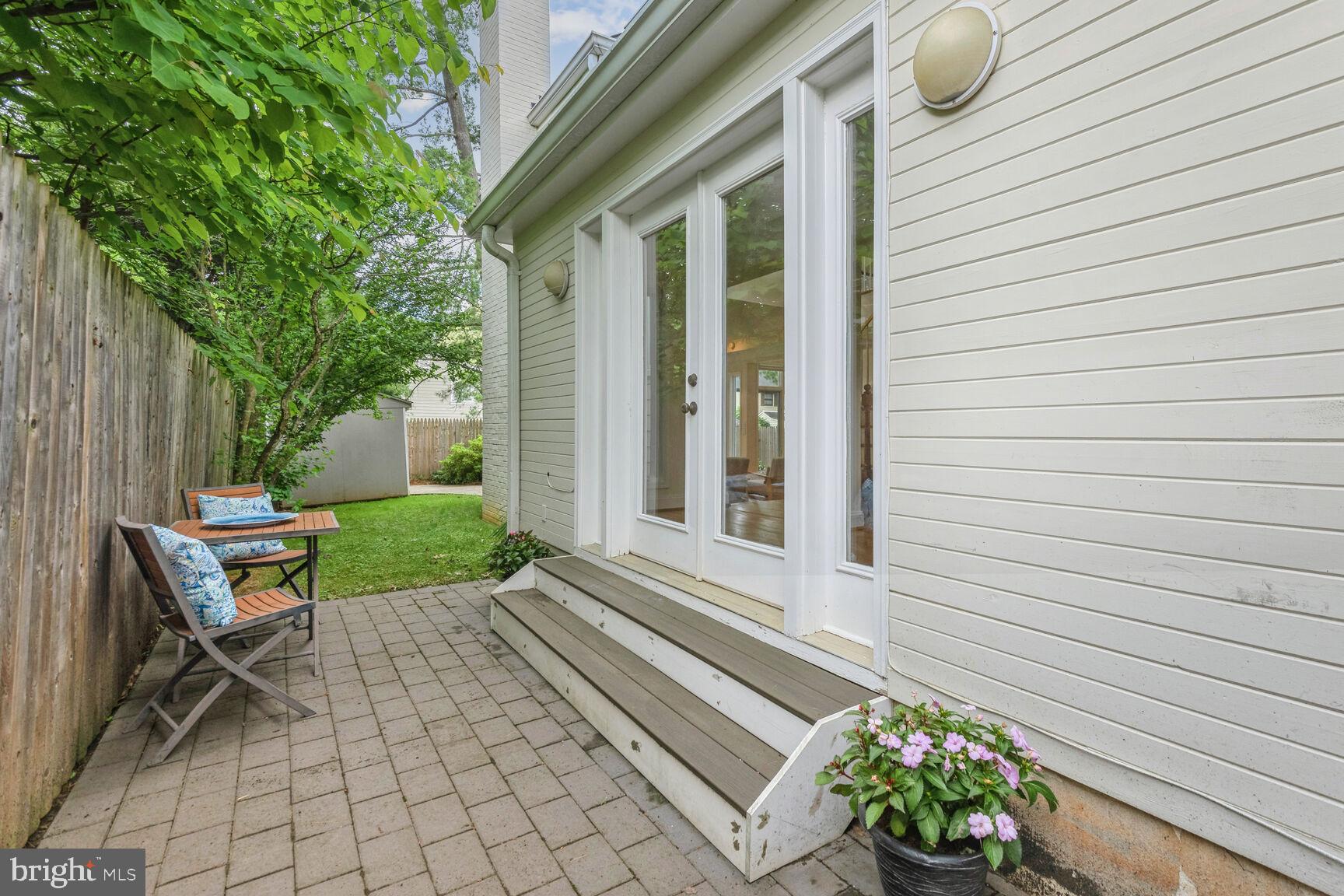 4918 Redford Road Bethesda, MD 20816 - Photo 31 of 32