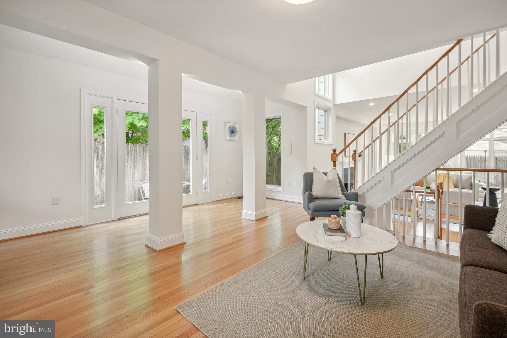 4918 Redford Road Bethesda, MD 20816 - Photo 5 of 32