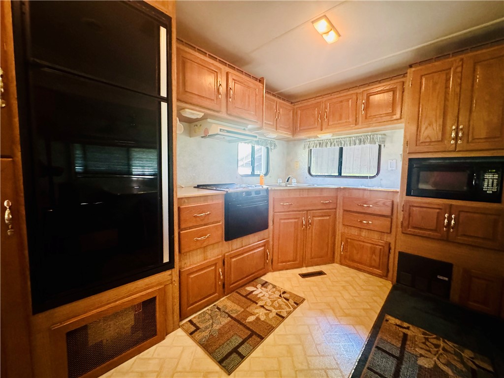 3538 Horseshoe Road Iva, SC 29655 - Photo 16 of 48