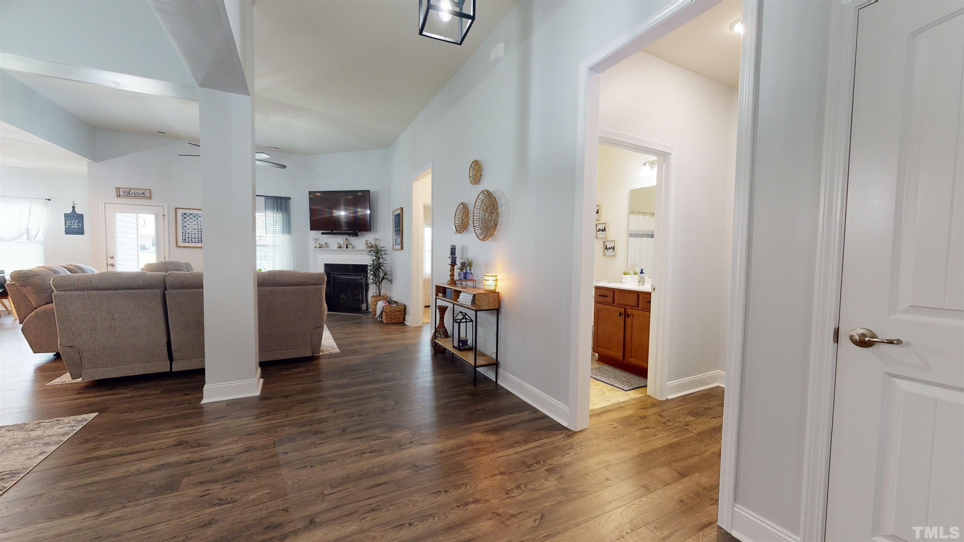 96 Longo Lane Benson, NC 27504 - Photo 20 of 51 a view of a living room