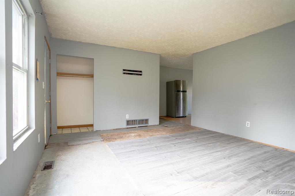 4052 South Harvard Avenue Baldwin, MI 49304 - Photo 13 of 43