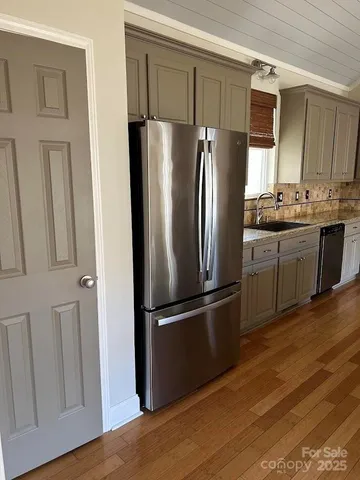 $525,000 | 209 Falcon Crest Way, Pickens, SC 29671