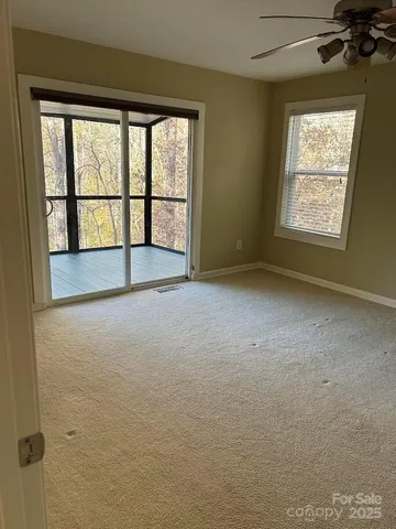 $525,000 | 209 Falcon Crest Way, Pickens, SC 29671