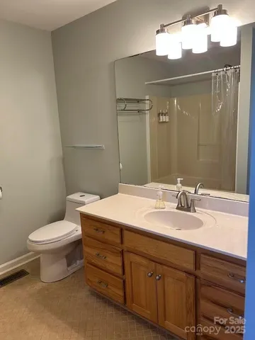 $525,000 | 209 Falcon Crest Way, Pickens, SC 29671