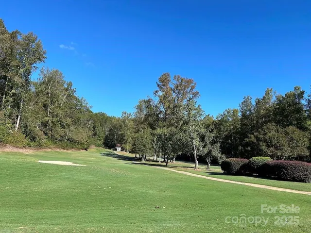 $525,000 | 209 Falcon Crest Way, Pickens, SC 29671