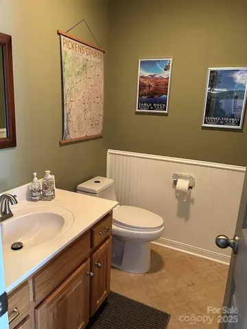 $525,000 | 209 Falcon Crest Way, Pickens, SC 29671