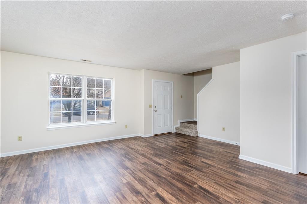 14929 Oak Road Carmel, IN 46033 - Photo 13 of 25