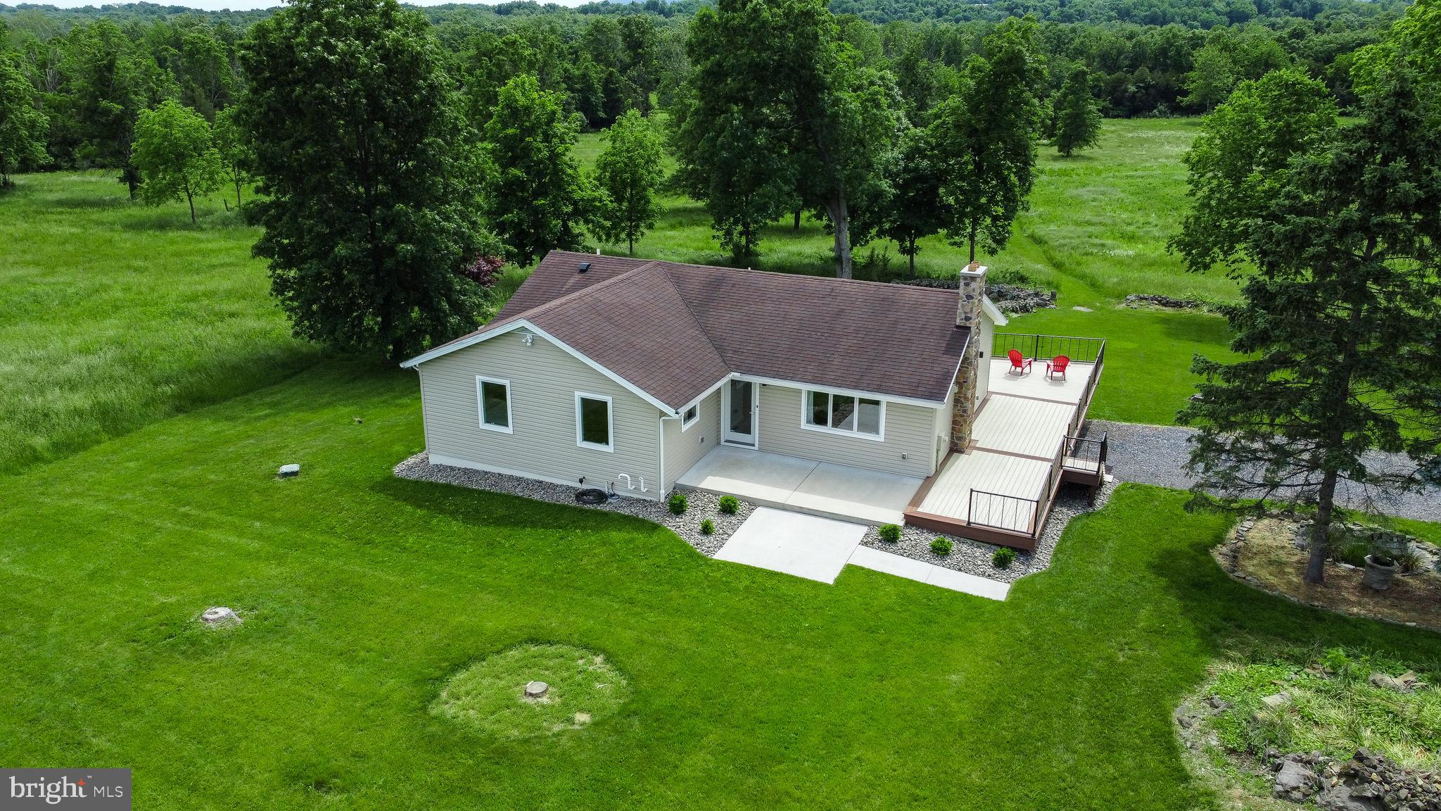 1910 Bullfrog Road Fairfield, PA 17320 - Photo 6 of 100