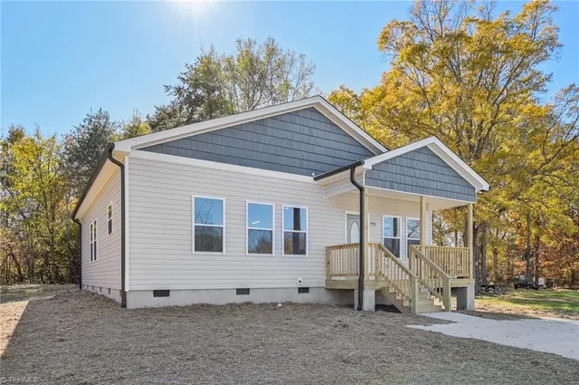 $259,900 | 234 Foster Street, Burlington, NC 27217
