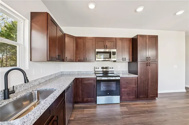 $259,900 | 234 Foster Street, Burlington, NC 27217