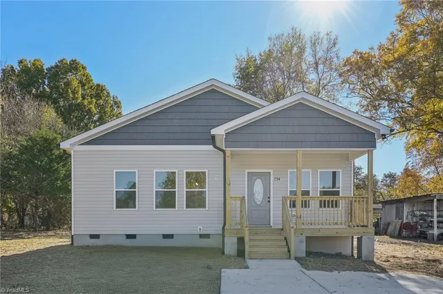 $259,900 | 234 Foster Street, Burlington, NC 27217