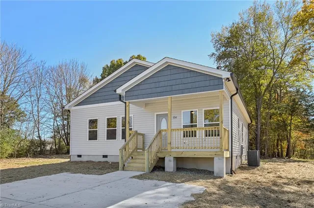 $259,900 | 234 Foster Street, Burlington, NC 27217