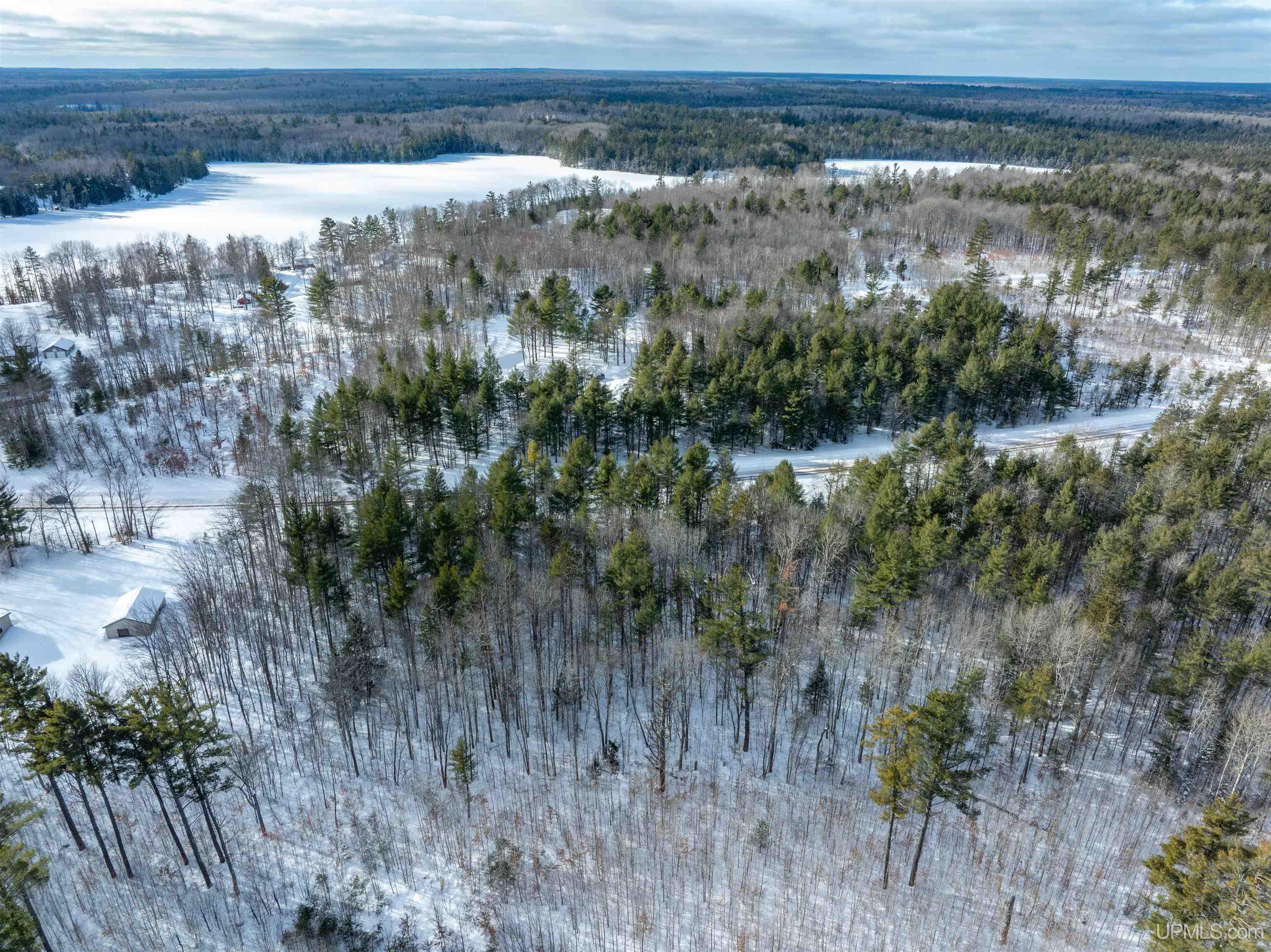 8668 M-94 Road Manistique, MI 49854 - Photo 3 of 12
