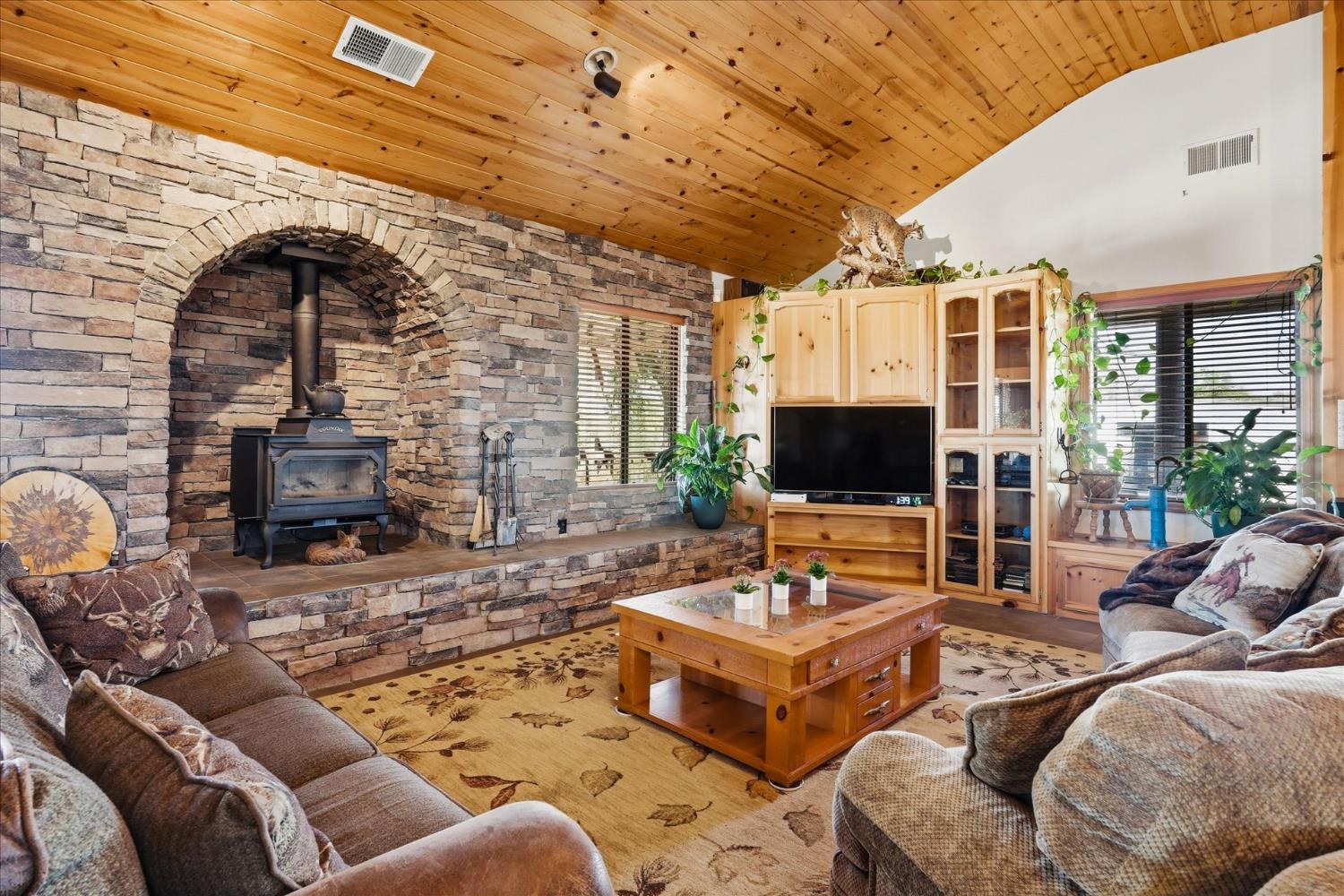 33393 Barn Owl Road Raymond, CA 93653 - Photo 12 of 71