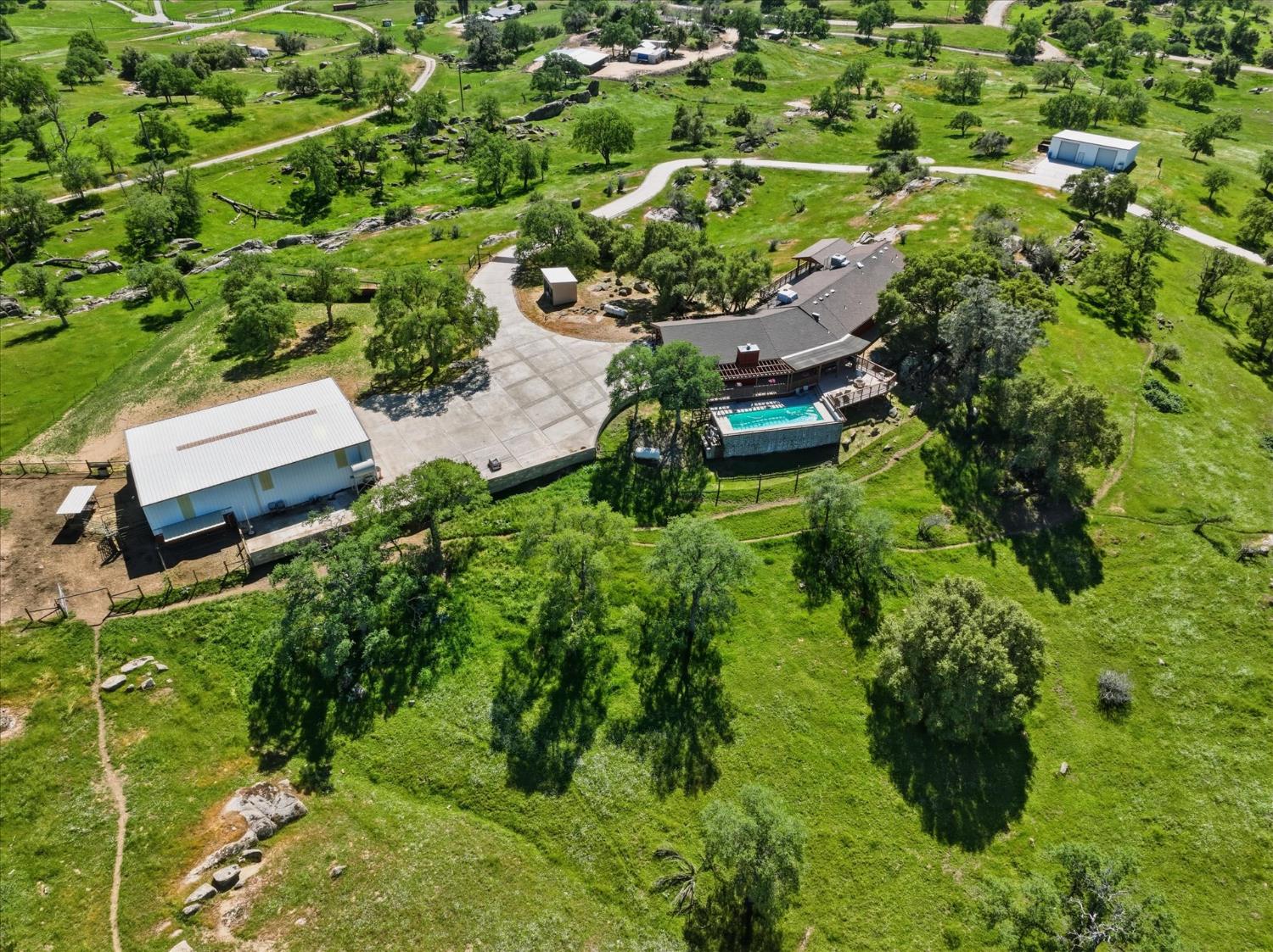 33393 Barn Owl Road Raymond, CA 93653 - Photo 4 of 71