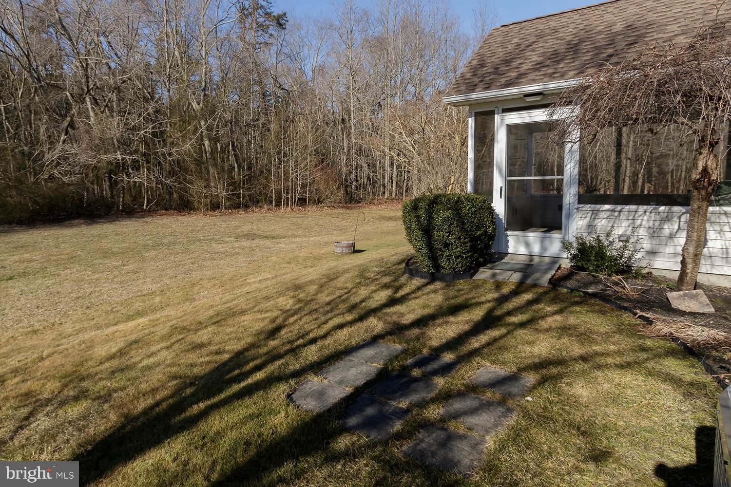 32 Mayfair Road Southampton, NJ 08088 - Photo 24 of 25 private rear yard