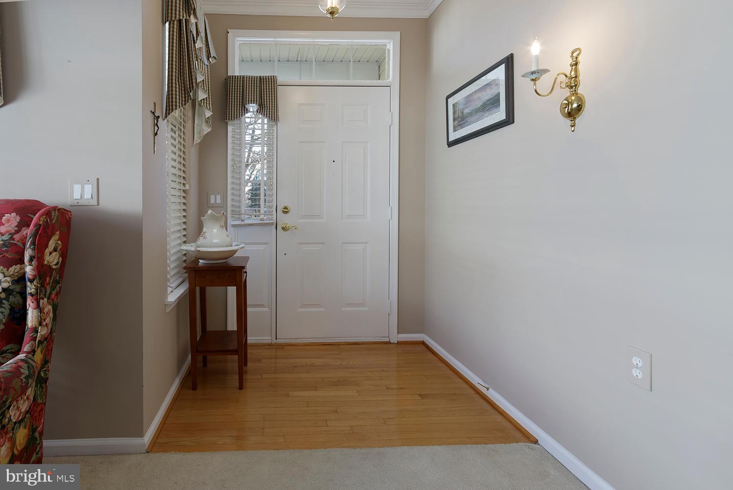 32 Mayfair Road Southampton, NJ 08088 - Photo 5 of 25 Foyer