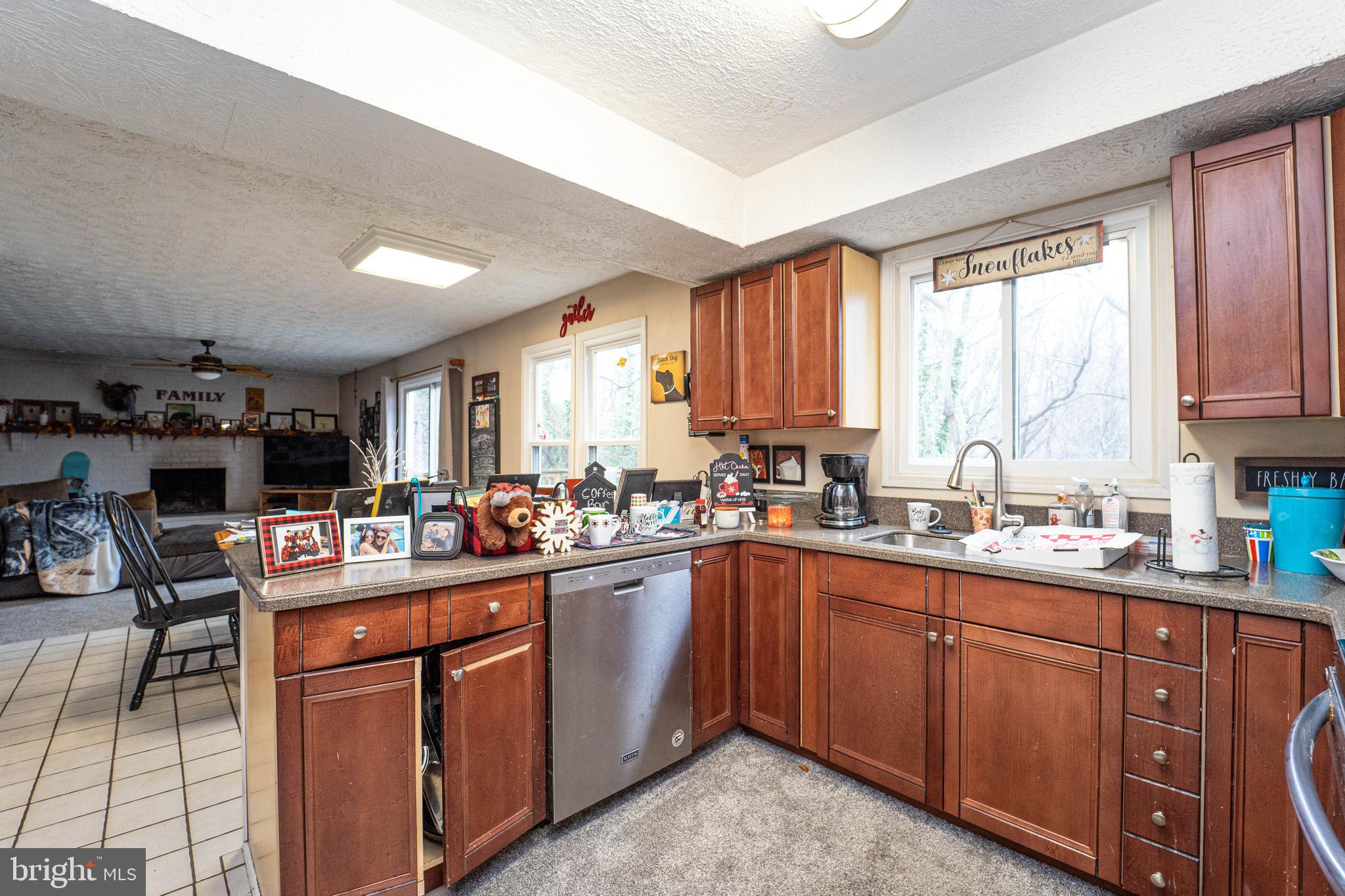 41 Highfields Drive Catonsville, MD 21228 - Photo 13 of 36