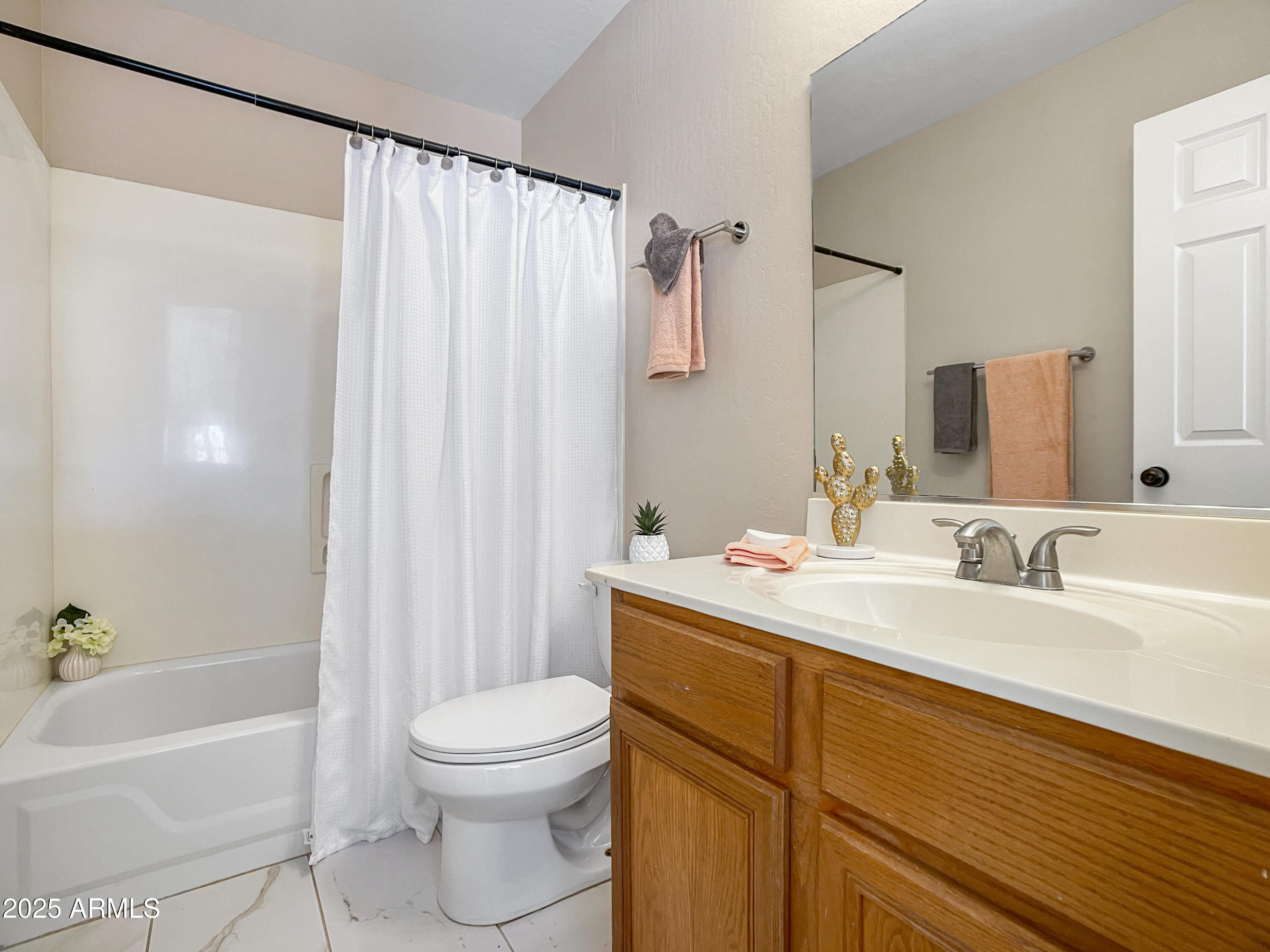 5959 West Del Rio Street Chandler, AZ 85226 - Photo 22 of 62 2ND BATH