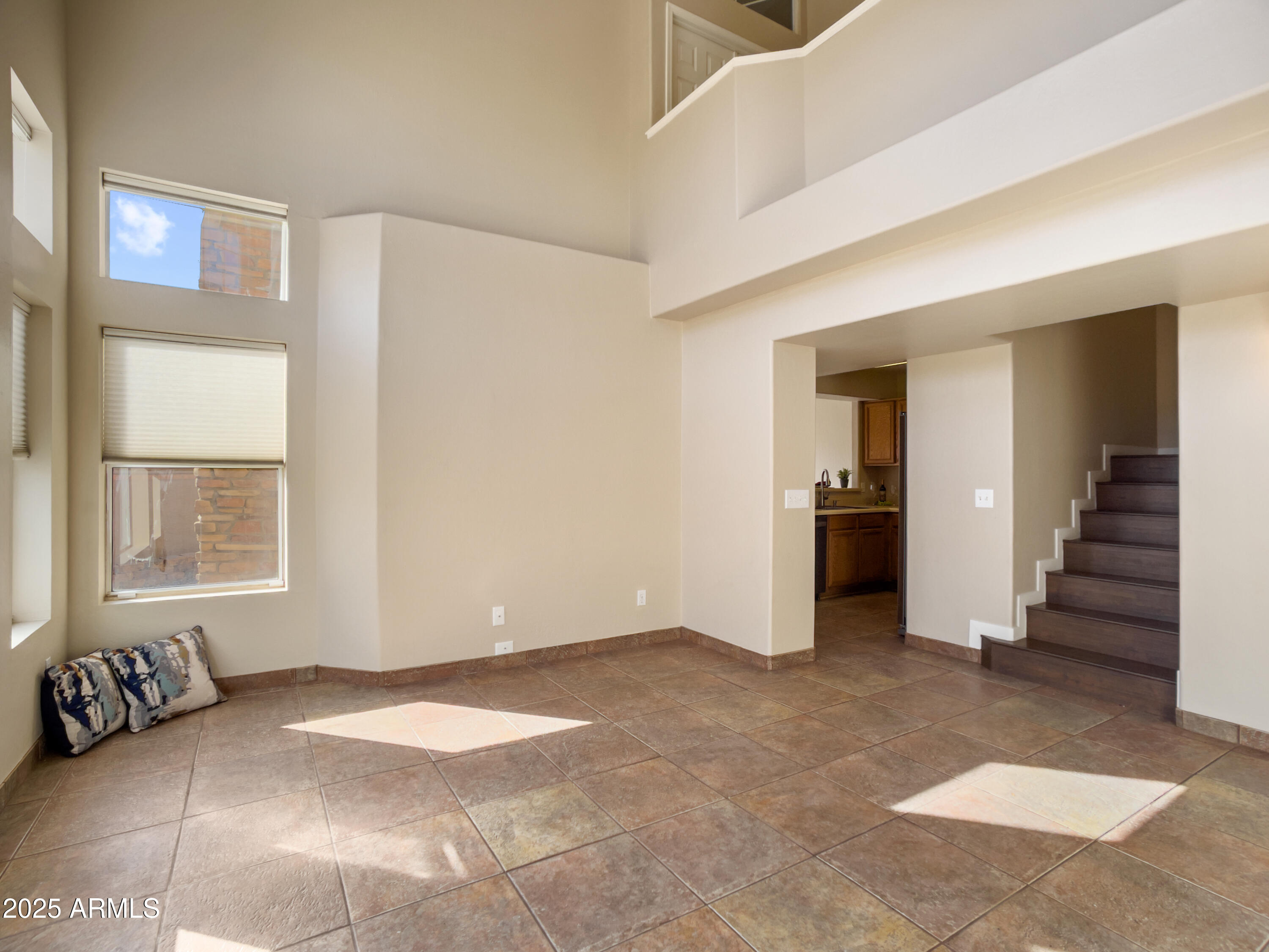 5959 West Del Rio Street Chandler, AZ 85226 - Photo 4 of 62 LIVING ROOM