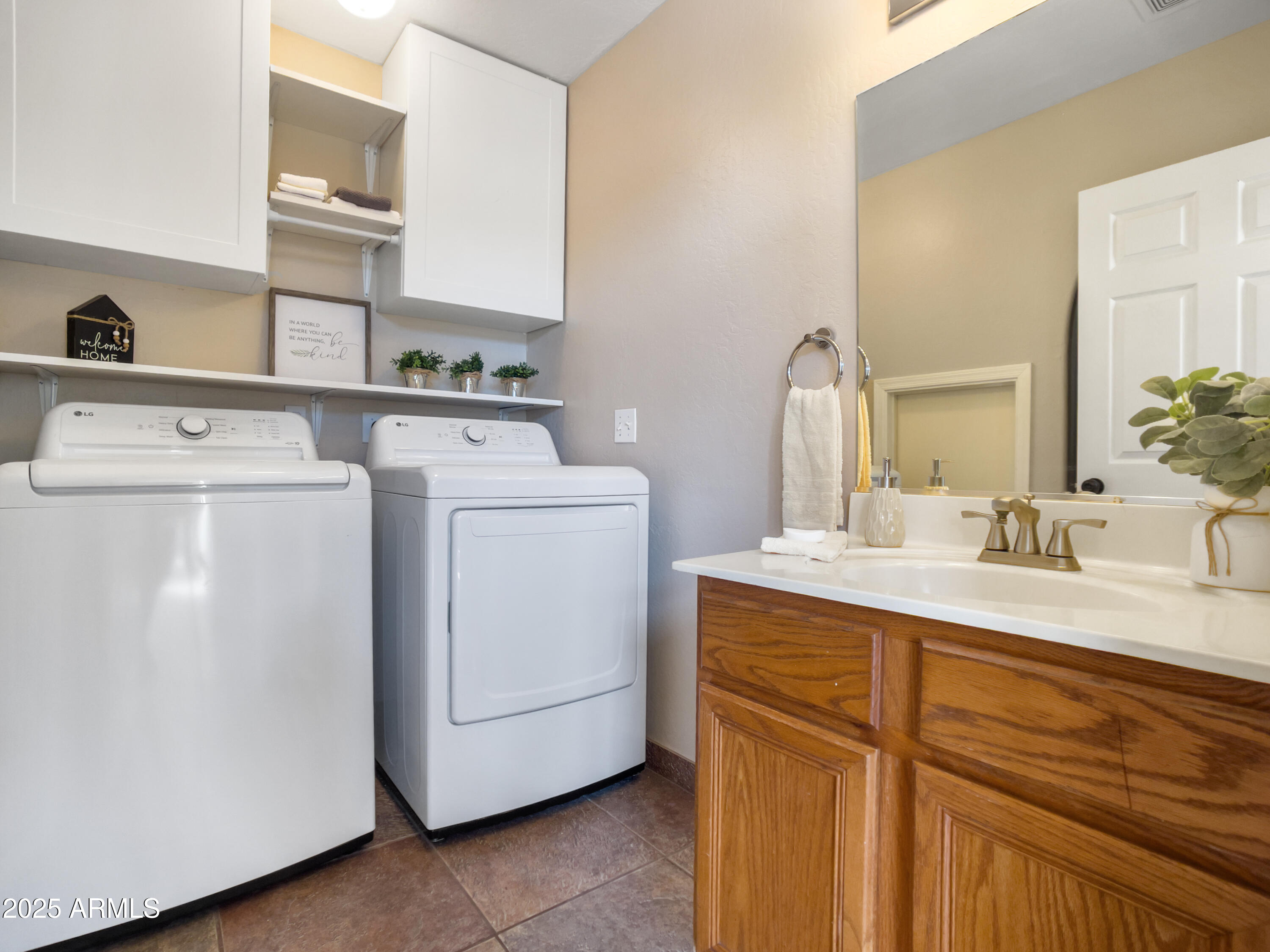 5959 West Del Rio Street Chandler, AZ 85226 - Photo 10 of 62 LAUNDRY