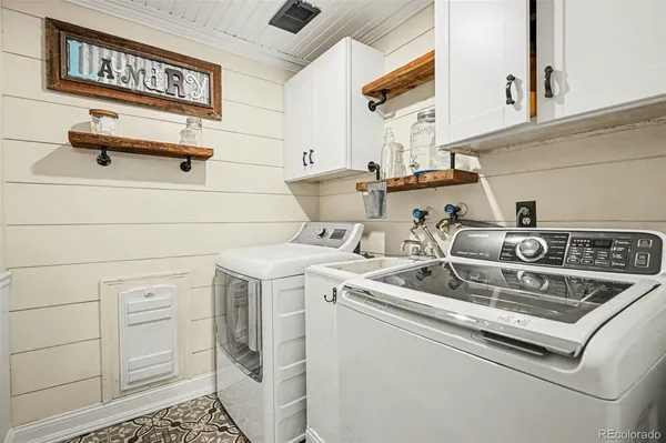 $749,900 | 8151 South Marion Court, Centennial, CO 80122